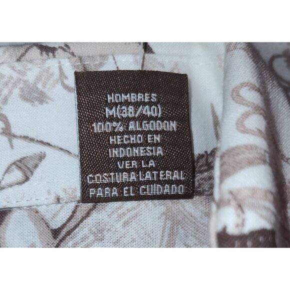 Fly Fishing Lure Button Up Cotton Shirt Medium NWT Cafe Luna - Picture 10 of 10